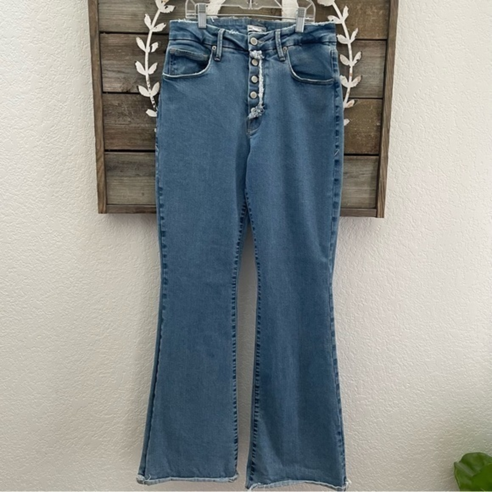 Good American good flare exposed button denim jeans 10/30